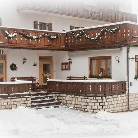 Hotel Due Spade Folgaria Eksteriør bilde